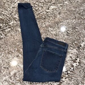 Abercrombie & Fitch- The Super Skinny High Rise